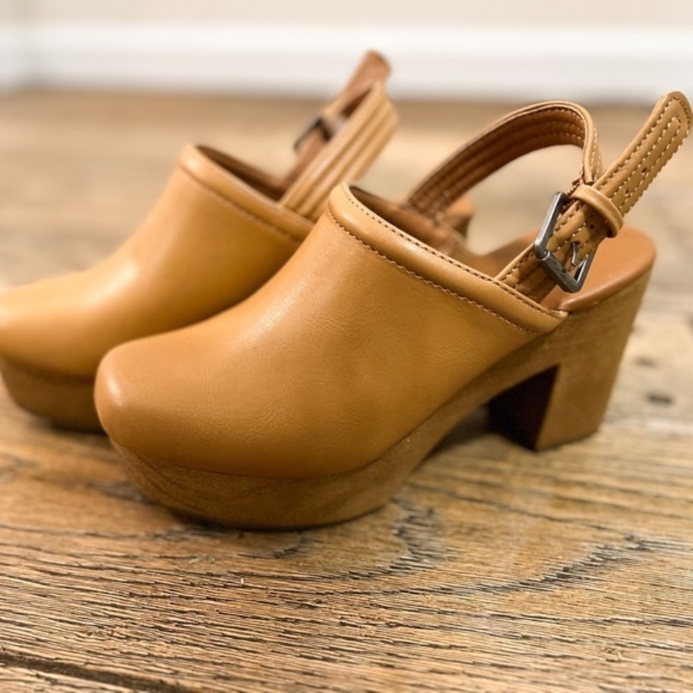 Universal Thread - Watson Heel Size 6.5